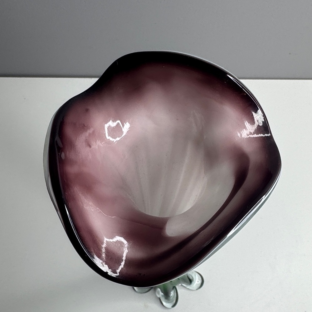 Vintage Style Jack in the Pulpit Art Glass Vase Calla
Lily Purple Green - Picture 5 of 17